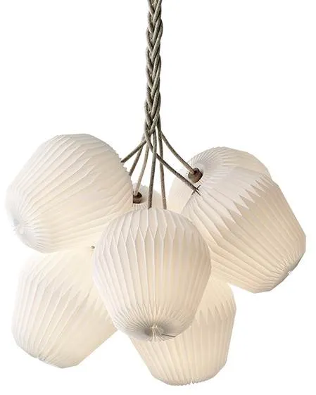 Le Klint THE BOUQUET XL Kronleuchter mit 7 Standardschirmen